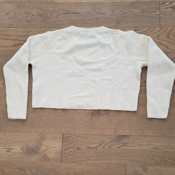 Aritzia Babaton Cropped Sweater - Picture 3 of 4